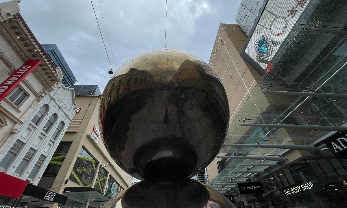 malls balls - CityMag