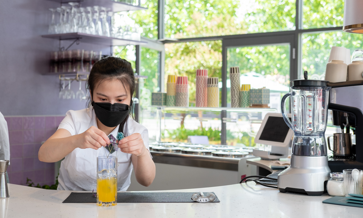 Mocktail and dessert bar Mirra opens on East Terrace CityMag